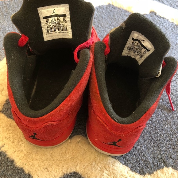 Jordan 5 Red Suede size 9 toddler sneakers - Picture 3 of 4